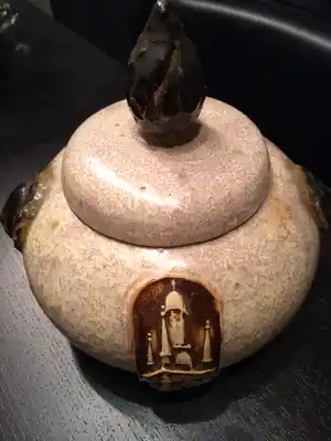 Sylvain Hublet - Gres pot met deksel. verkocht voor € 1!