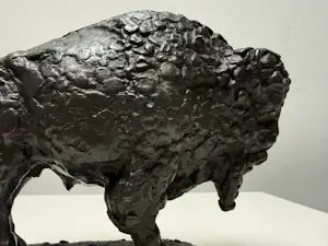 Pieter d' Hont - bronzen beeld - 'Bizon' - 1981 kopen? Bied vanaf 1750!