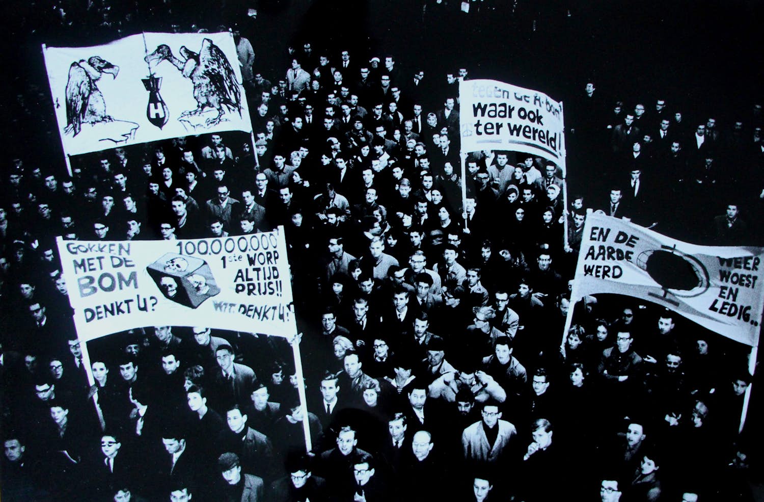 Eddy Posthuma de Boer - Foto: protesten tegen de atoombom kopen? Bied vanaf 99!