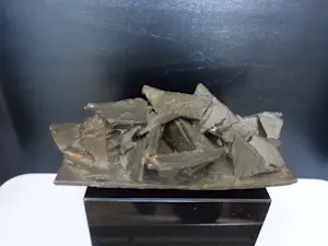 Brons (Onbekend) - Brutalistisch brons "Picking up the pieces of my life" kopen? Bied vanaf 200!