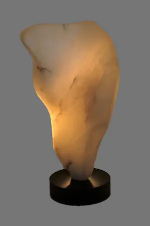 Marina Nuñez del Prado - Abstract beeld uit albast - prachtige licht doorlating - ruim 11 kg kopen? Bied vanaf 895!