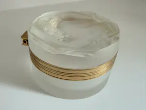 AcheterRene Lalique - Poederdoos Daphne? Enchérissez de 35!