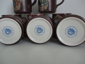 Villeroy en Boch - 8 stuks vintage mokken / Douwe Egberts kopen? Bied vanaf 50!