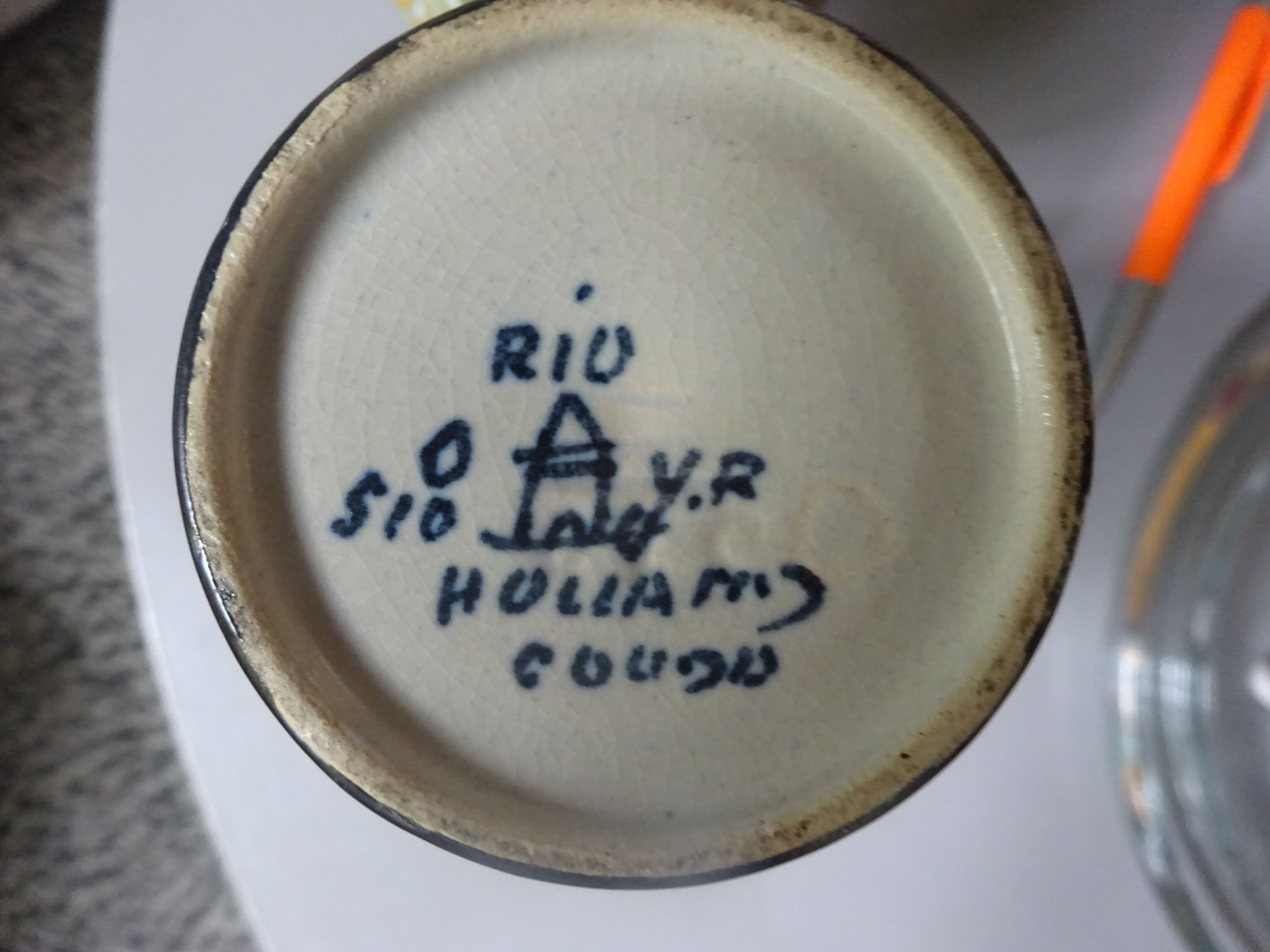 Plateelbakkerij Zuid-Holland - Plazuid- Zuid Holland Gouda Spiegelend plateel kaststel+kom kopen? Bied vanaf 75!