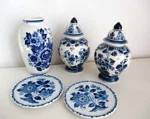 Potterie Oud Delft - 5 potterie objecten verkocht voor € 35!