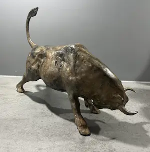 Pierre Chenet - Bronzen stier van Pierre Chenet kopen? Bied vanaf 400!