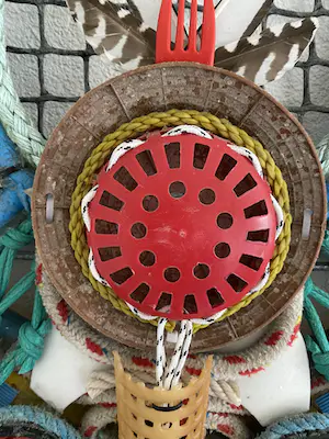 Jaap Knip - Beach trash object (Sustainable art) kopen? Bied vanaf 350!