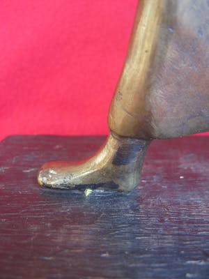 Brons (Onbekend) - Vrouw, gejaagd door de wind. kopen? Bied vanaf 120!