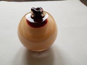 Niet of onleesbaar gesigneerd - glazen asymmetrische boltuit kopen? Bied vanaf 1!