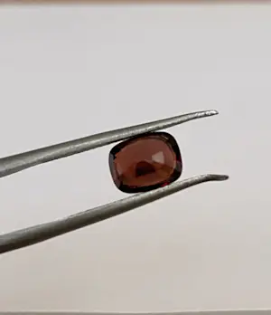 ALGT-gecertificeerde 1,67 karaat kussen levendige/diep roodachtig oranje spinel kopen? Bied vanaf 200!