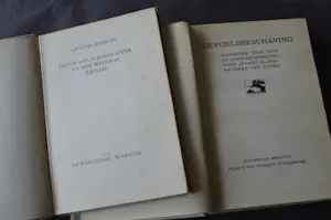 Lou Loeber - 2 titels met bandontwerp Lou Loeber kopen? Bied vanaf 70!