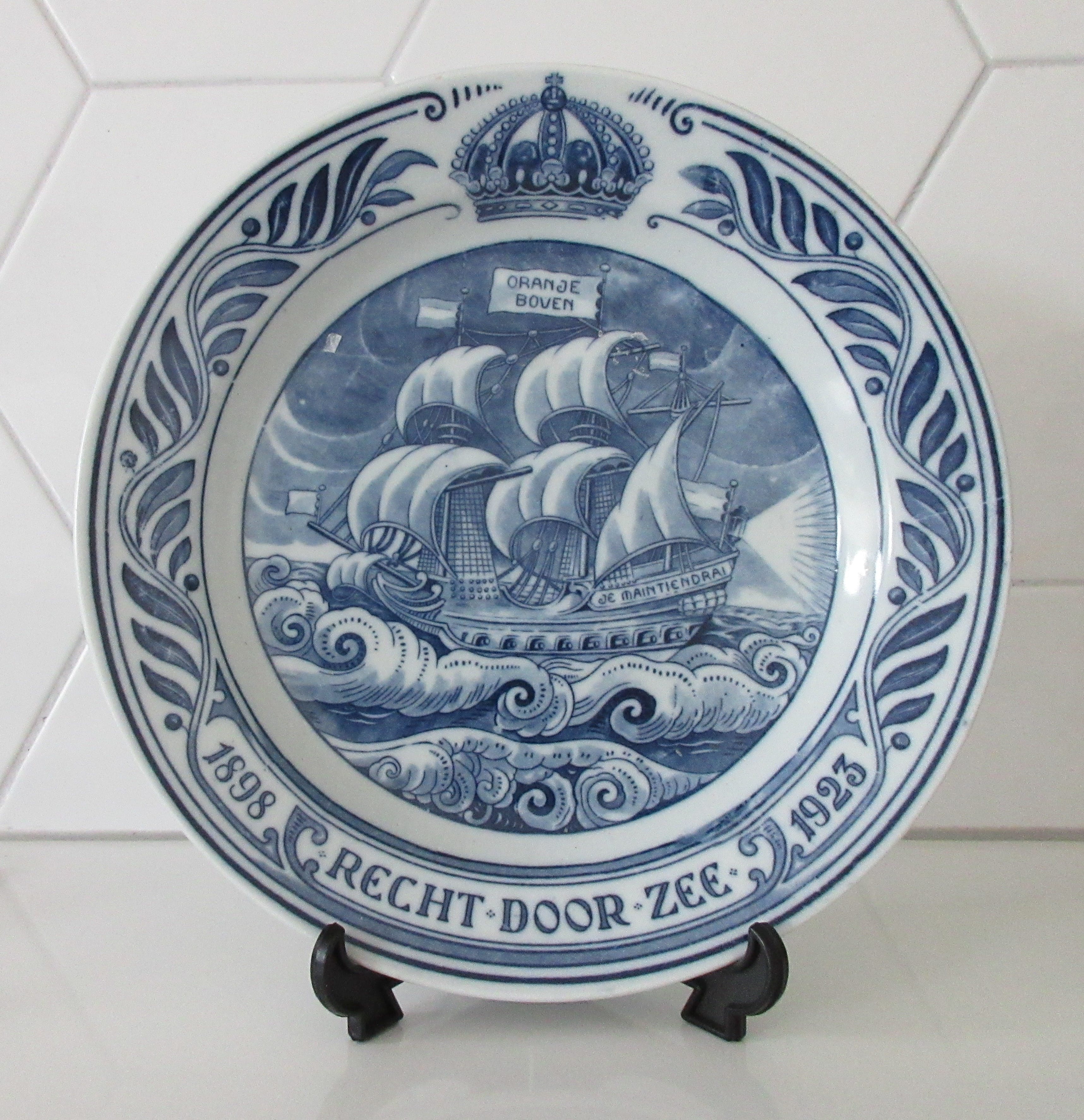 Firma Regout & Co - & Mosa Maastricht - Twee wandborden kopen? Bied vanaf 1!