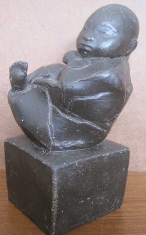 Niet of onleesbaar gesigneerd - Beeldje van een baby kopen? Bied vanaf 10!