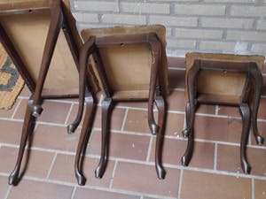 Niet of onleesbaar gesigneerd - 3 bijzettafeltjes in art deco stijl kopen? Bied vanaf 1!