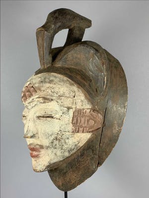 Pumu - Tribal used Old African female mask from the Punu - Gabon. kopen? Bied vanaf 45!