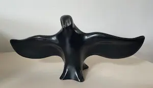 Niet of onleesbaar gesigneerd - Modernistische figuur van een roofvogel - Pearlite Stonecraft Canada kopen? Bied vanaf 1!