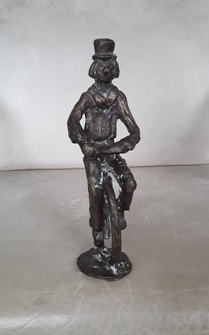 Siem Wardenaar - Bronzen beeld van een clown op eenwieler. kopen? Bied vanaf 45!
