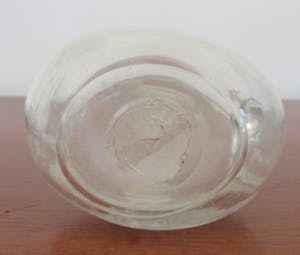 Niet of onleesbaar gesigneerd - Antiek 19e eeuwse Victoriaanse Mary Gregory Glazen mini Karafje kopen? Bied vanaf 10!