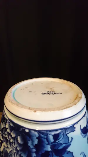 Royal Bonn - 19e eeuwse antieke vaas met decor "Bleu Hortensia" kopen? Bied vanaf 1!