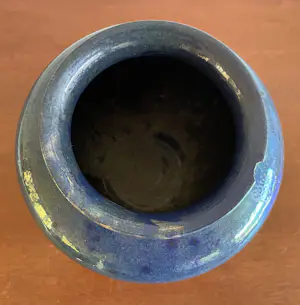 Chris Lanooy - Art Deco Kunstaardewerken vaas uitgevoerd in blauw lusterglazuur kopen? Bied vanaf 55!