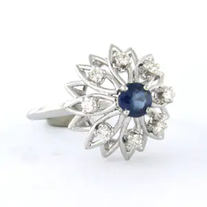 18k wit gouden ring bezet met saffier en briljant geslepen diamant 0.32 ct kopen? Bied vanaf 685!