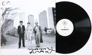Nobuyoshi Araki - Gesigneerd album, Mango Delight - Conglomerate of Crazy Souls verkocht voor € 50!
