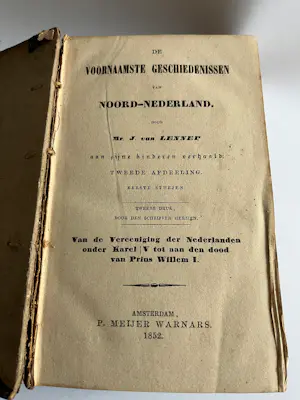 Antiquarisch Boek - De voornaamste geschiedenissen van Noord-Nederland kopen? Bied vanaf 50!
