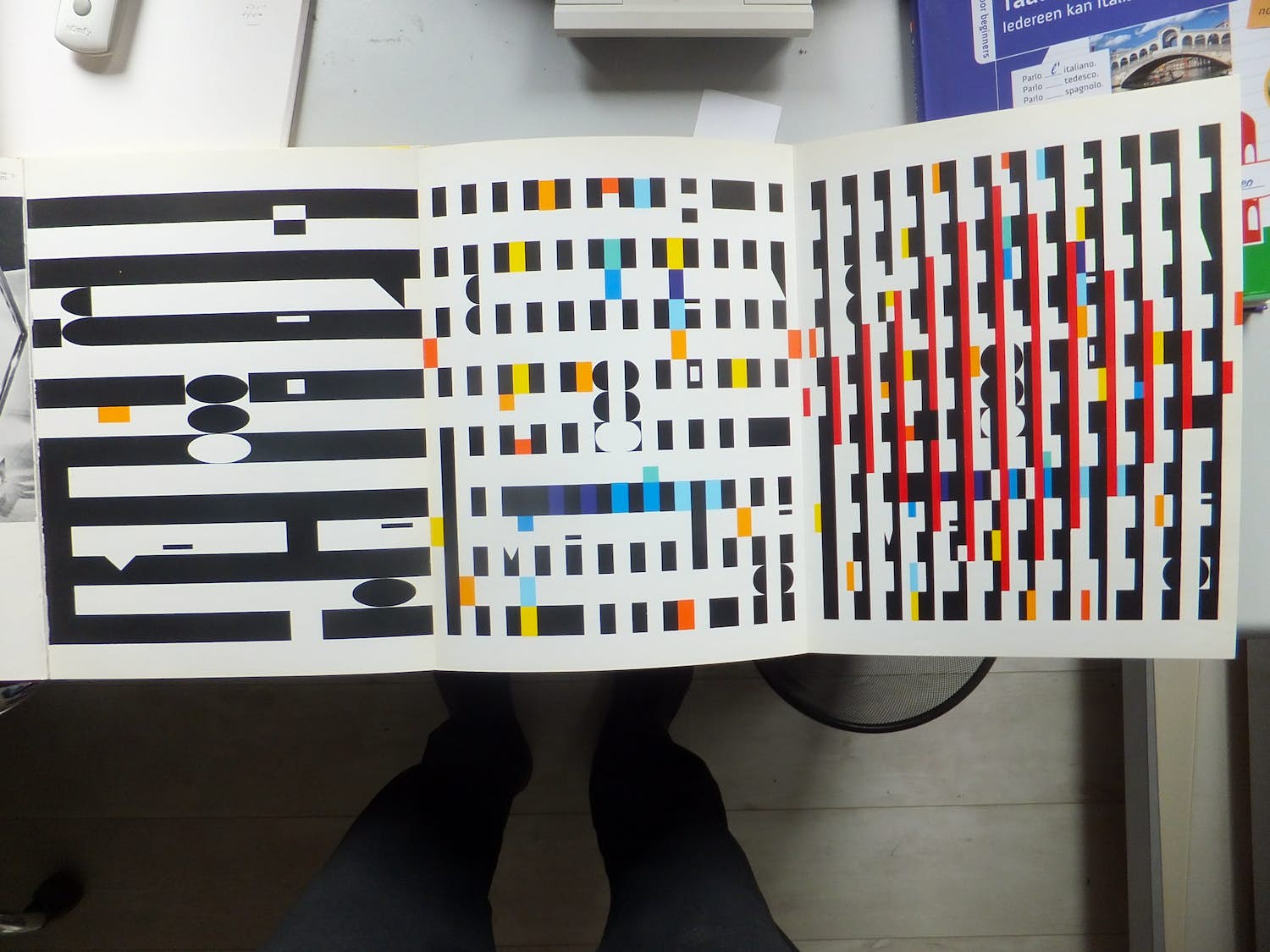 Yaacov Agam - XX siecle uit 1971 no. 37 verkocht voor € 200!