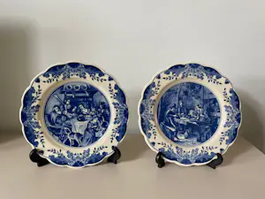 Buy Kunstaardewerkfabriek Regina - Stel Delftsblauwe handbeschilderde wandborden? Bid from 20!