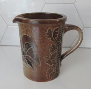 Niet of onleesbaar gesigneerd - Westerwalder steengoed waterkan - M. Twist kopen? Bied vanaf 1!