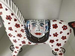 Marianne Bey - Wooden Horse / Cute Lady kopen? Bied vanaf 40!
