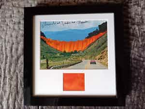 Christo - & Jeanne Claude Valley Curtain, Rifle Colorado 1970 -72 verkocht voor € 119!