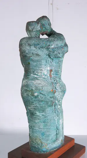 Jaroslawa Dankowa - Keramieken beeld, Minnenden kopen? Bied vanaf 50!