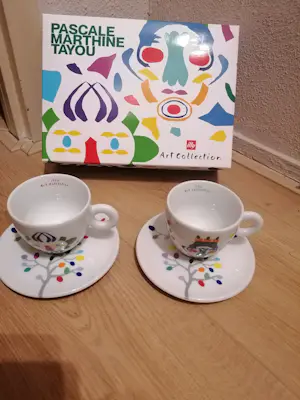 illy Art Collection - illy art collection 2022 Pascale Marthine Tayou Cappuccino kopen? Bied vanaf 65!