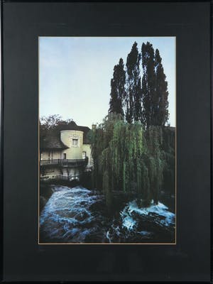 Paul Huf - Foto, Gezicht op rivier met huis - Ingelijst kopen? Bied vanaf 1!