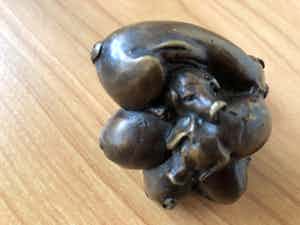 Brons (Onbekend) - Bronzen beeldje van " VARKENS " verkocht voor € 35!