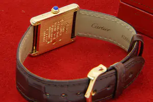 73 - Klassiek Cartier Tank Vermeil zilveren dames polshorloge met lederenband kopen? Bied vanaf 1750!