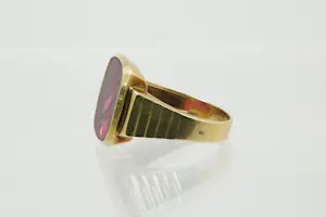 5- Grote en mooi bewerkte 14 krt geel gouden ring met gefacetteerde  kleursteen kopen? Bied vanaf 300!