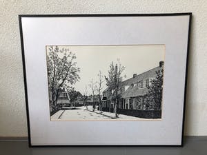 Niet of onleesbaar gesigneerd - Straat in Amsterdamse School Stijl kopen? Bied vanaf 1!