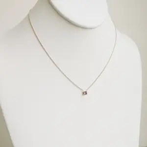 Buy 0,33 ct saffierketting met hanger? Bid from 260!