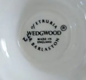 Wedgwood - Moss Rose of Etruria & Barlaston koffieset met roomstel - 16 delig kopen? Bied vanaf 35!