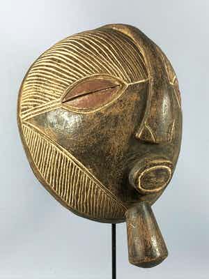 Luba - 200344- Tribal used African mask from the Luba - Congo. verkocht voor € 45!