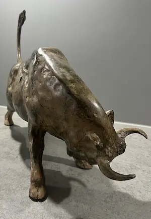 Pierre Chenet - Bronzen stier van Pierre Chenet kopen? Bied vanaf 400!