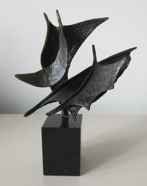 Bernadette Leijdekkers - Bronzen beeld "Wind in de zeilen" kopen? Bied vanaf 70!