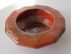 Arnhemsche Fayencefabriek - Art deco oranje zwarte platelen Bonbonniere of suikerpot kopen? Bied vanaf 25!