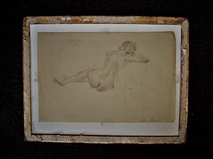 Chris Moret - Roodkrijt/Potlood ca. 1940 - "vrouwelijk Naakt op sofa / verso idem" gesigneerd kopen? Bied vanaf 30!