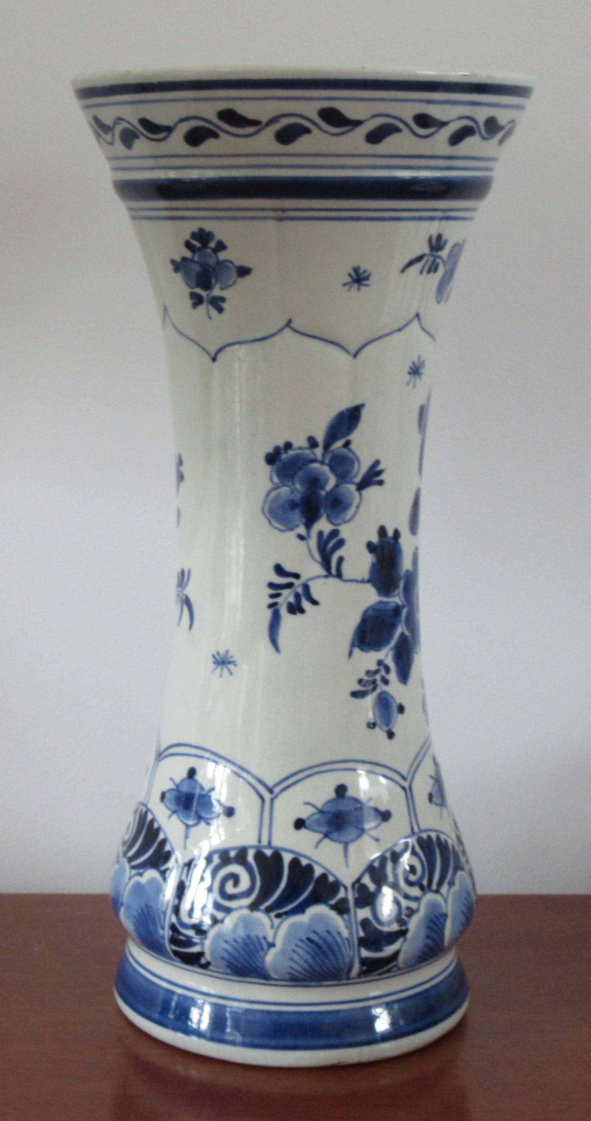 De Porceleyne Fles - Antieke Delftsblauwe vaas uit 1905 - Beschadigd kopen? Bied vanaf 1!