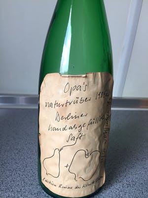 Wolf Kahlen - "Opa's naturtrubes 1984er handabgefulltes saft" - Bijzonder Object kopen? Bied vanaf 99!