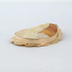 18k gouden camee hanger - afm 6.1 cm x 4.2 cm kopen? Bied vanaf 150!