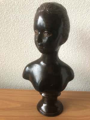 Brons (Onbekend) - Prachtige buste op voetje verkocht voor € 35!